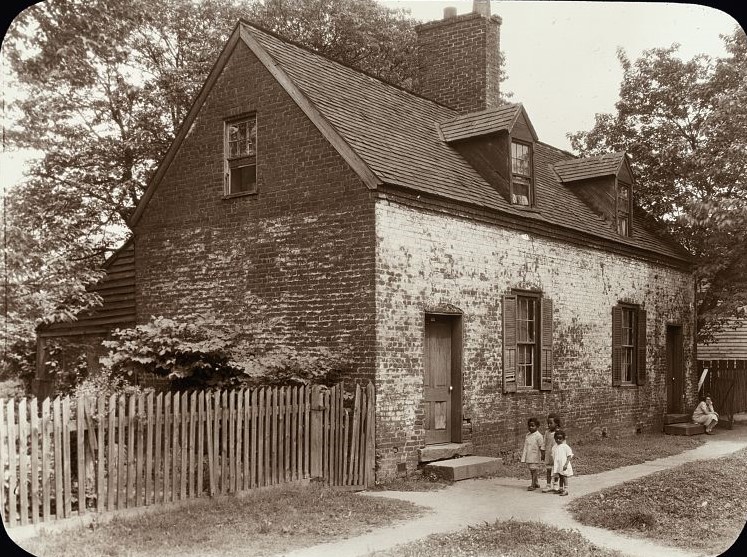 A Discussion of Black History in the Development of Fredericksburg